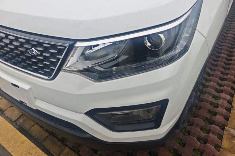 Used CHANGAN OSHAN CX70 2017 Facelifted CX70T 1.5T Automatic Zunqing Edition Left Front Headlight