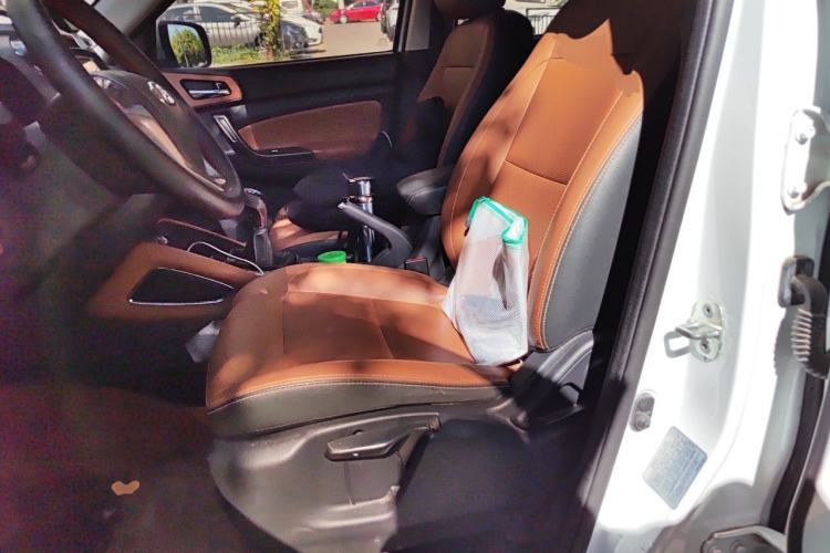 Used CHANGAN OSHAN CX70 2017 CX70T 1.5T Manual High-Performance Edition Left Front Seat
