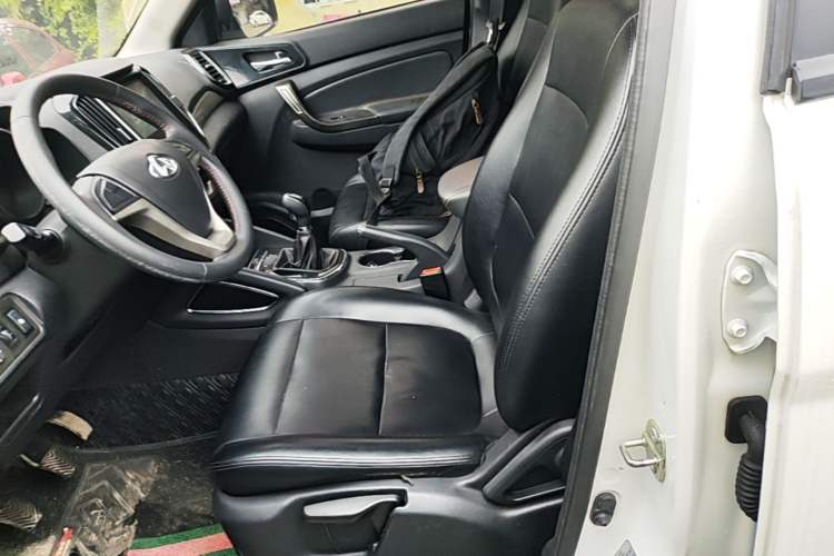 Used CHANGAN OSHAN CX70 2017 Facelifted CX70T 1.5T Manual High-Performance Edition Left Front Seat