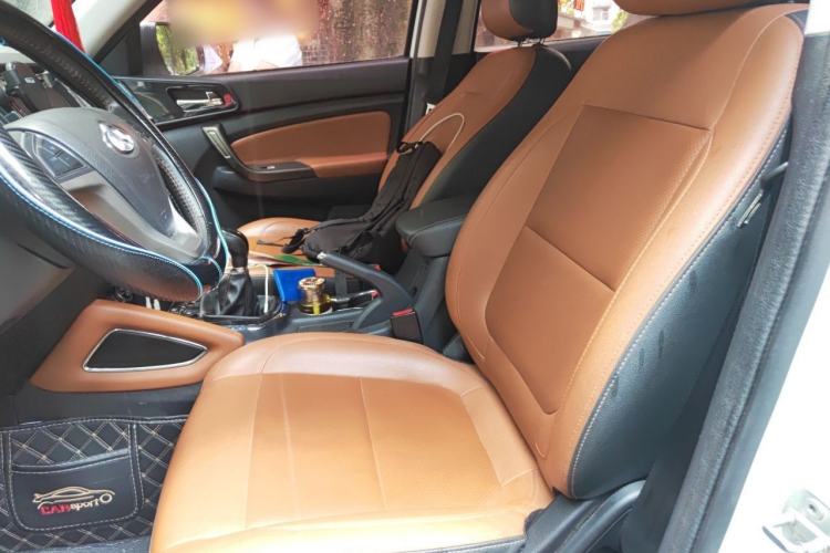Used CHANGAN OSHAN CX70 2017 Facelifted CX70T 1.5T Manual High-Performance Edition Left Front Seat