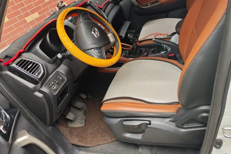 Used CHANGAN OSHAN CX70 2017 CX70T 1.5T Manual High-Performance Edition Left Front Seat