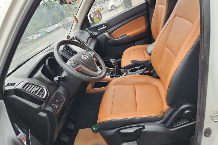 Used CHANGAN OSHAN CX70 2017 Facelifted CX70T 1.5T Manual High-Performance Edition Left Front Seat