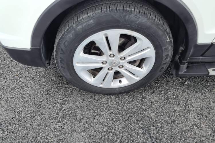 Used CHANGAN OSHAN CX70 2017 CX70T 1.5T Automatic Luxury Edition Left Front Wheel Hub