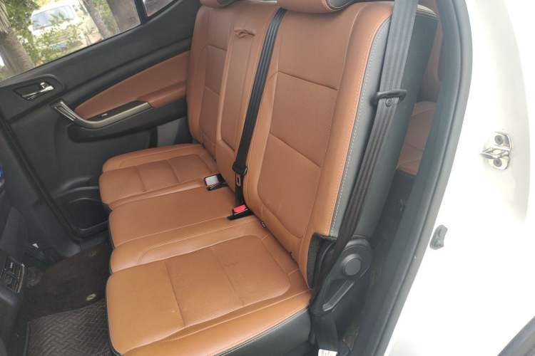 Used CHANGAN OSHAN CX70 2017 Facelifted CX70T 1.5T Manual High-Performance Edition Left Rear Seat
