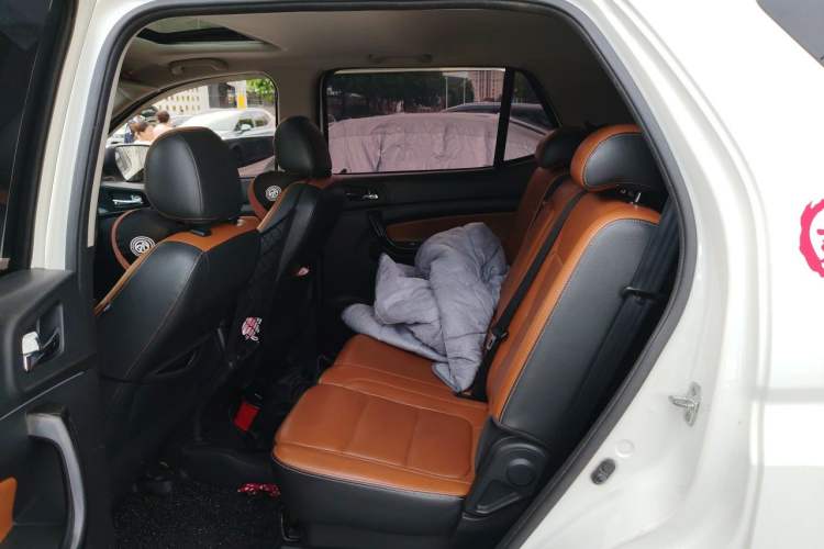 Used CHANGAN OSHAN CX70 2017 CX70T 1.5T Manual Zunqing Edition Left Rear Seat