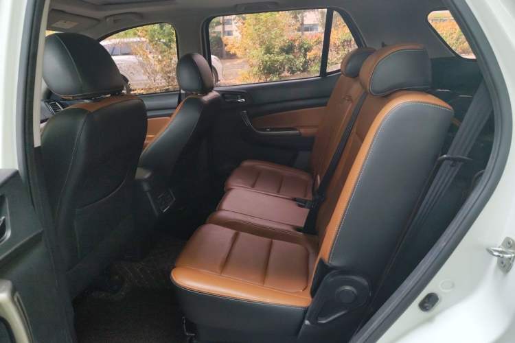 Used CHANGAN OSHAN CX70 2017 CX70T 1.5T Automatic Zunqing Edition Left Rear Seat