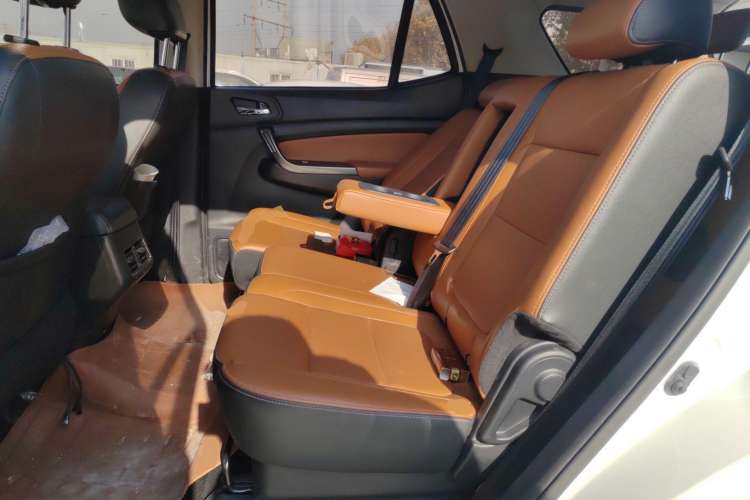 Used CHANGAN OSHAN CX70 2017 CX70T 1.5T Automatic Zunqing Edition Left Rear Seat