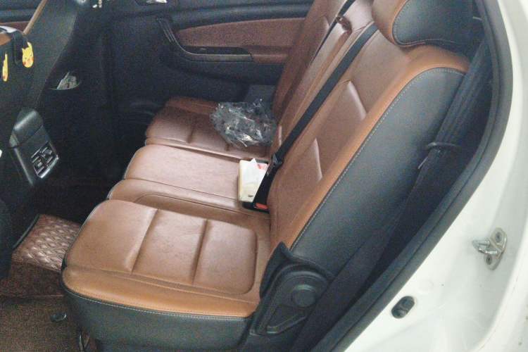 Used CHANGAN OSHAN CX70 2017 Facelifted CX70T 1.5T Automatic Zunqing Edition Left Rear Seat