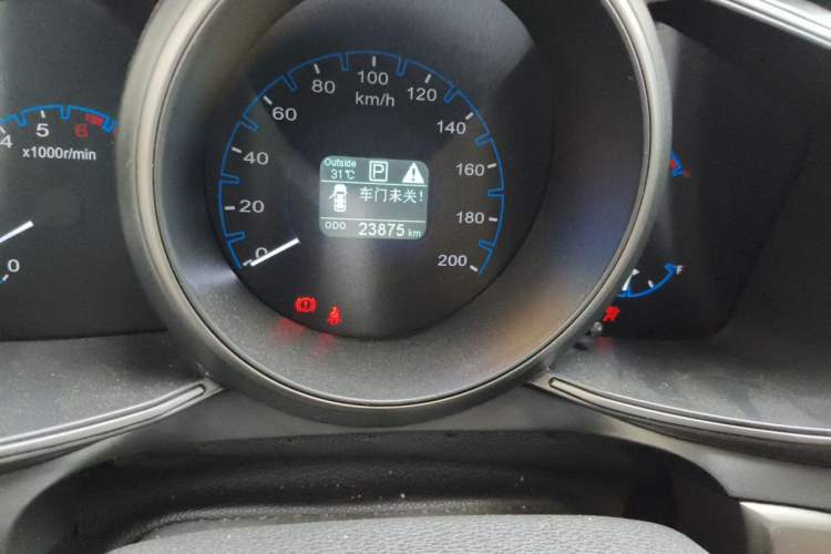 Used CHANGAN OSHAN CX70 2017 CX70T 1.5T Automatic Zunqing Edition Odometer Close Up