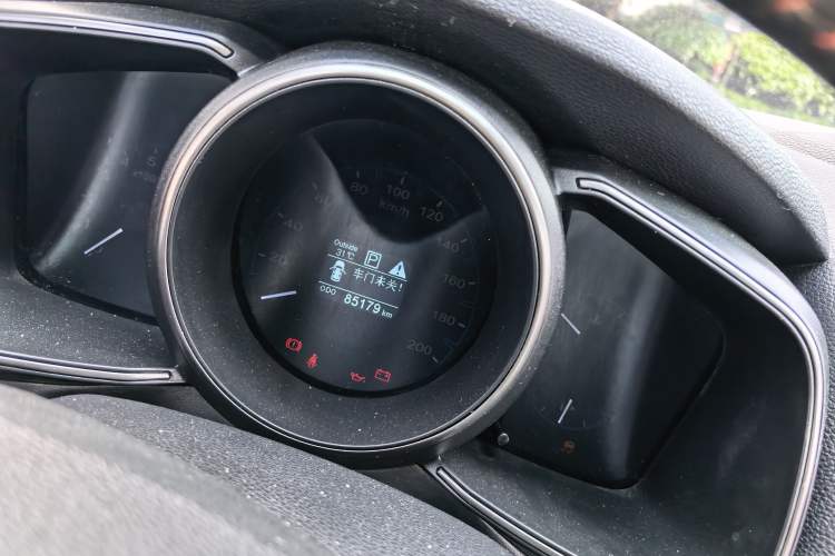Used CHANGAN OSHAN CX70 2017 Facelifted CX70T 1.5T Automatic Luxury Edition Odometer Close Up