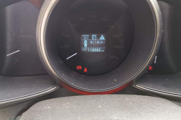 Used CHANGAN OSHAN CX70 2017 CX70T 1.5T Automatic Zunqing Edition Odometer Close Up