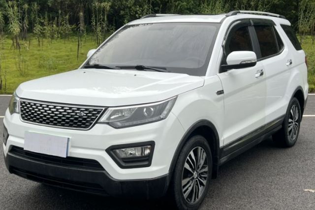 Used CHANGAN OSHAN CX70 2017 Facelifted CX70T 1.5T Manual High-Performance Edition