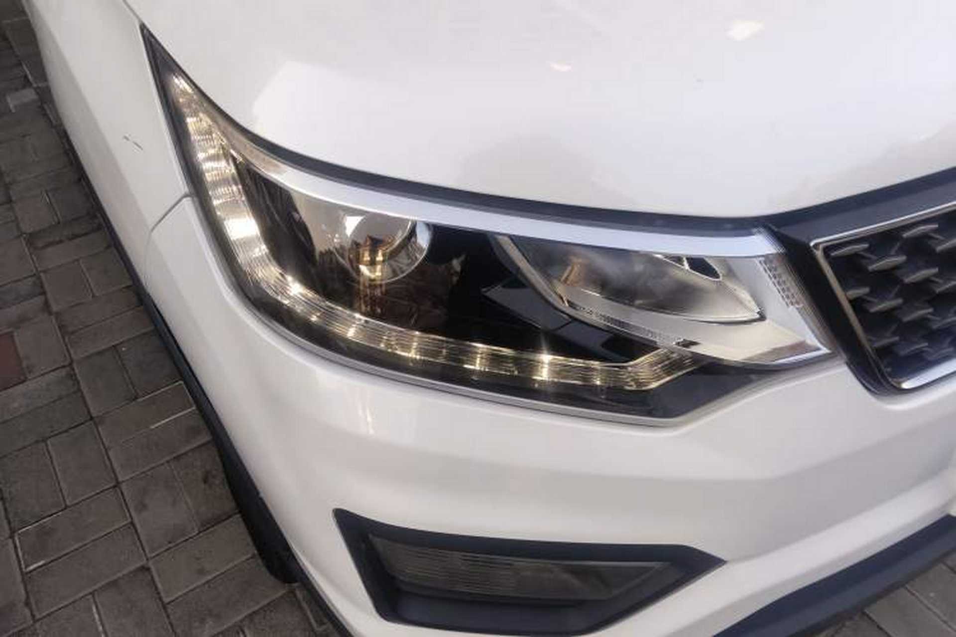 Used CHANGAN OSHAN CX70 2017 CX70T 1.5T Automatic Luxury Edition Right Front Headlight