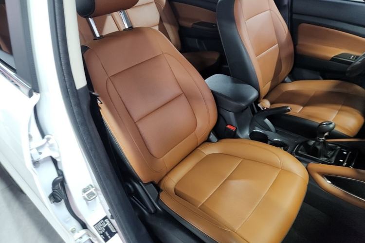 Used CHANGAN OSHAN CX70 2017 CX70T 1.5T Manual Zunqing Edition Right Front Seat