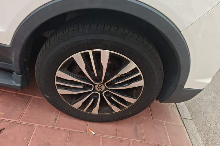 Used CHANGAN OSHAN CX70 2017 CX70T 1.5T Manual High-Performance Edition Right Front Wheel Hub