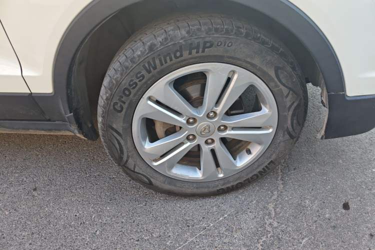 Used CHANGAN OSHAN CX70 2017 1.6L Manual Elite Model Right Front Wheel Hub