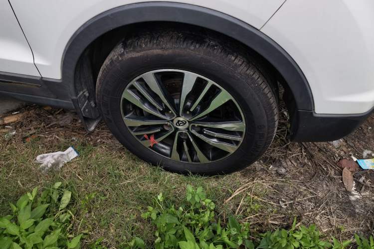 Used CHANGAN OSHAN CX70 2017 CX70T 1.5T Automatic Zunqing Edition Right Front Wheel Hub