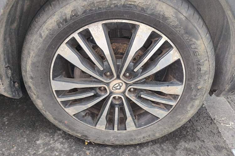 Used CHANGAN OSHAN CX70 2017 Facelifted CX70T 1.5T Automatic Zunqing Edition Right Front Wheel Hub