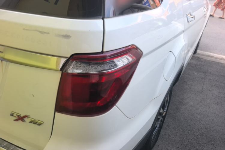 Used CHANGAN OSHAN CX70 2017 CX70T 1.5T Manual High-Performance Edition Right Rear Taillight
