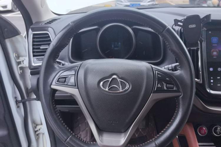 Used CHANGAN OSHAN CX70 2017 CX70T 1.5T Automatic Zunqing Edition Steering Wheel