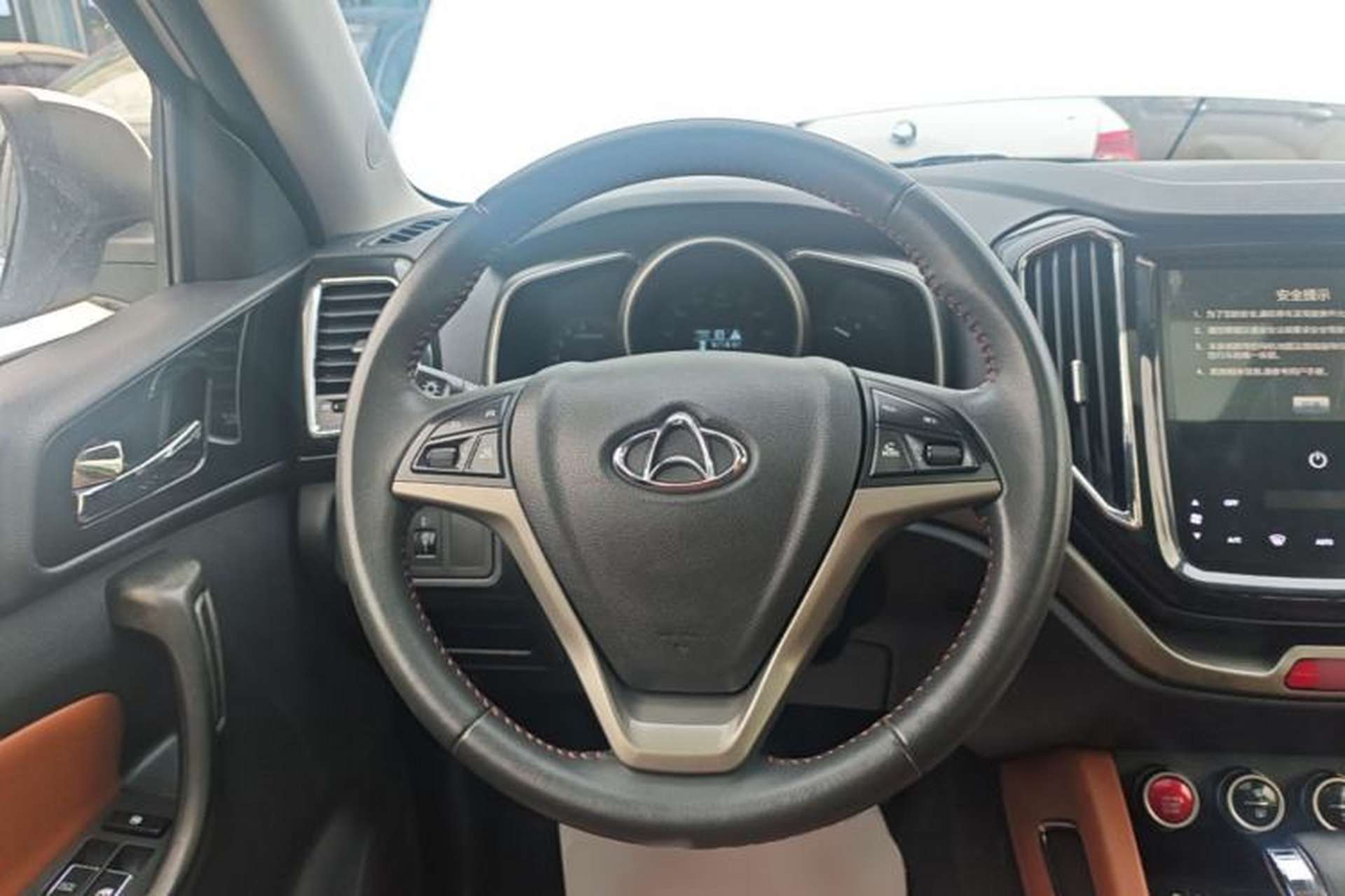 Used CHANGAN OSHAN CX70 2017 Facelifted CX70T 1.5T Automatic Zunqing Edition Steering Wheel