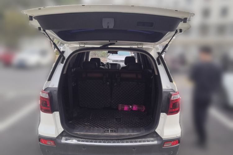 Used CHANGAN OSHAN CX70 2017 CX70T 1.5T Automatic Zunqing Edition Trunk