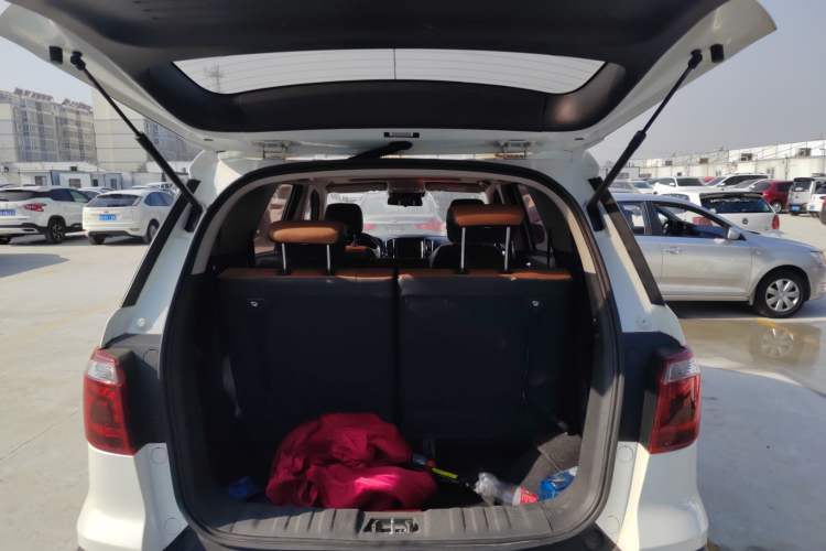 Used CHANGAN OSHAN CX70 2017 CX70T 1.5T Automatic Zunqing Edition Trunk