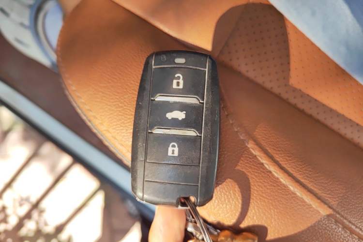 Used CHANGAN OSHAN CX70 2017 CX70T 1.5T Manual High-Performance Edition Vehicle Key