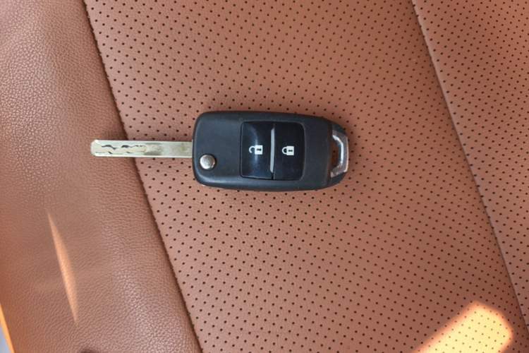 Used CHANGAN OSHAN CX70 2017 1.6L Manual Elite Model Vehicle Key