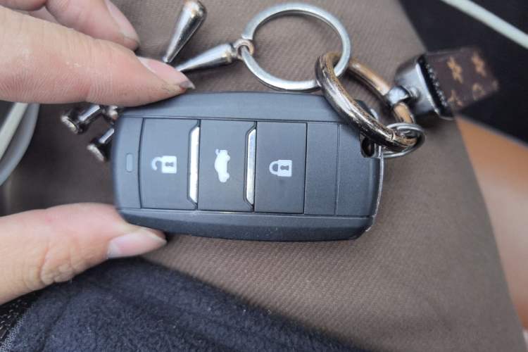 Used CHANGAN OSHAN CX70 2017 CX70T 1.5T Automatic Zunqing Edition Vehicle Key