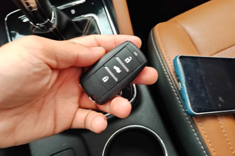 Used CHANGAN OSHAN CX70 2017 CX70T 1.5T Automatic Zunqing Edition Vehicle Key