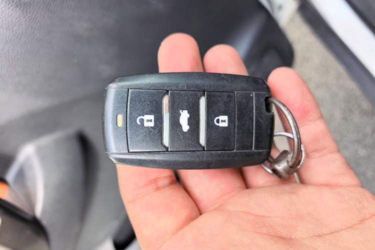 Used CHANGAN OSHAN CX70 2017 Facelifted CX70T 1.5T Automatic Luxury Edition Vehicle Key