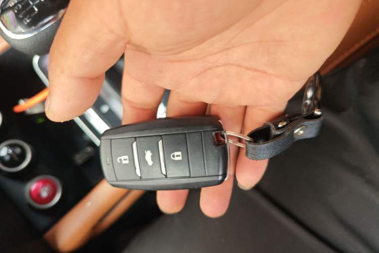 Used CHANGAN OSHAN CX70 2017 CX70T 1.5T Manual High-Performance Edition Vehicle Key
