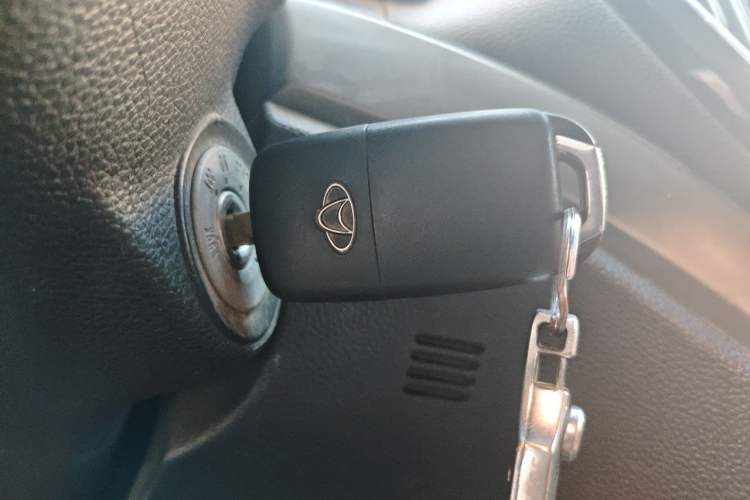 Used CHANGAN OSHAN CX70 2017 1.6L Manual Elite Model Vehicle Key