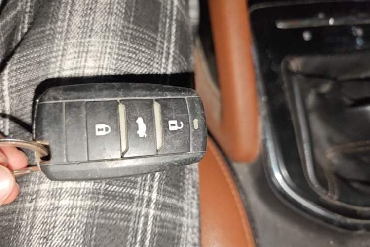 Used CHANGAN OSHAN CX70 2017 CX70T 1.5T Manual High-Performance Edition Vehicle Key