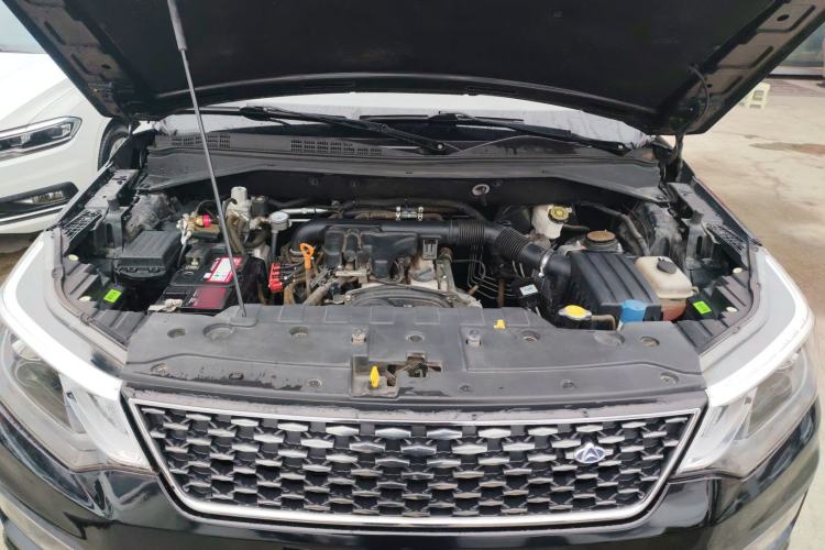 Used CHANGAN OSHAN CX70 2018 1.6L Manual Prestige Model Engine Bay