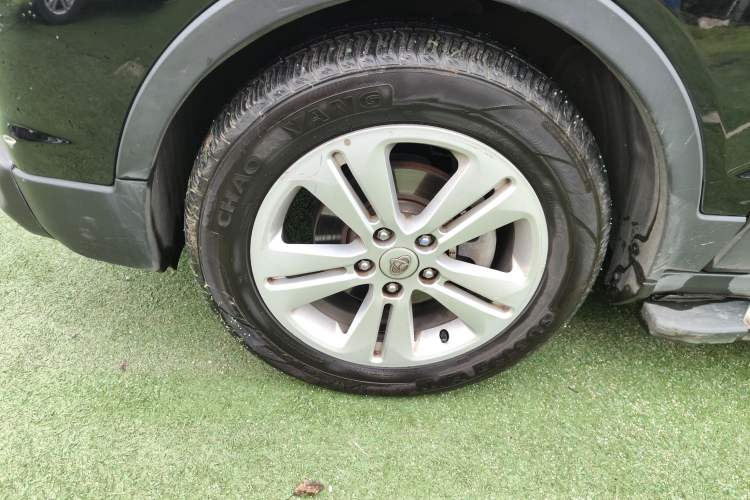 Used CHANGAN OSHAN CX70 2018 CX70T 1.5T Automatic Comfort Edition Left Front Wheel Hub