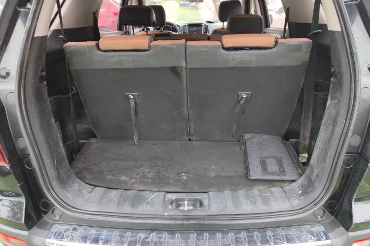Used CHANGAN OSHAN CX70 2018 CX70T 1.5T Automatic Comfort Edition Trunk