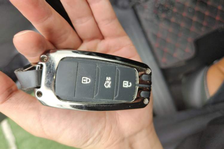 Used CHANGAN OSHAN CX70 2018 CX70T 1.5T Automatic Comfort Edition Vehicle Key