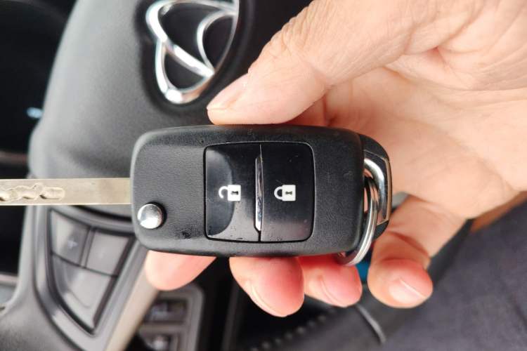Used CHANGAN OSHAN CX70 2018 1.6L Manual Prestige Model Vehicle Key