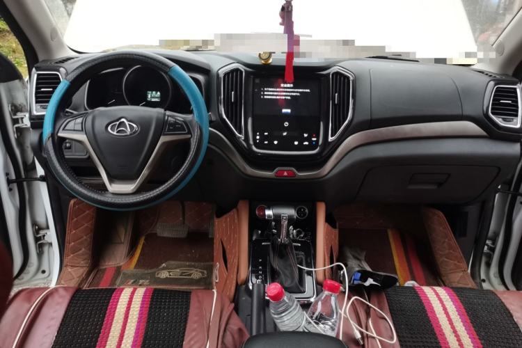 Used CHANGAN OSHAN CX70 2018 CX70T 1.5T Automatic Comfort Edition Center Console