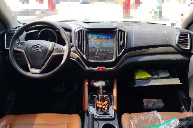 Used CHANGAN OSHAN CX70 2018 CX70T 1.5T Automatic Comfort Edition Center Console