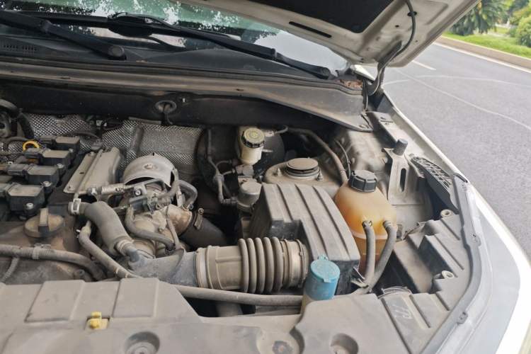 Used CHANGAN OSHAN CX70 2018 CX70T 1.5T Automatic Comfort Edition Engine Bay Left