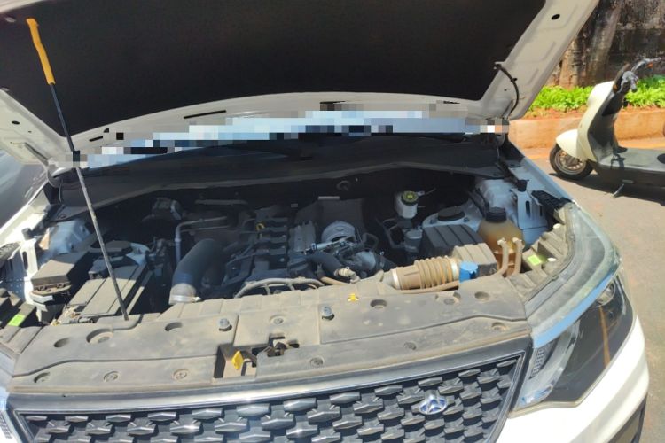 Used CHANGAN OSHAN CX70 2018 CX70T 1.5T Automatic Comfort Edition Engine Bay Left