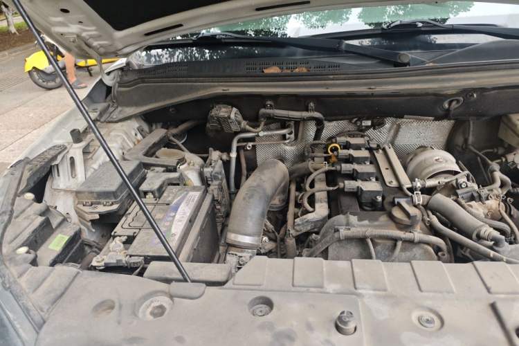 Used CHANGAN OSHAN CX70 2018 CX70T 1.5T Automatic Comfort Edition Engine Bay Right