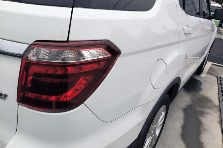 Used CHANGAN OSHAN CX70 2018 CX70T 1.5T Automatic Tianqing Edition Exterior 6