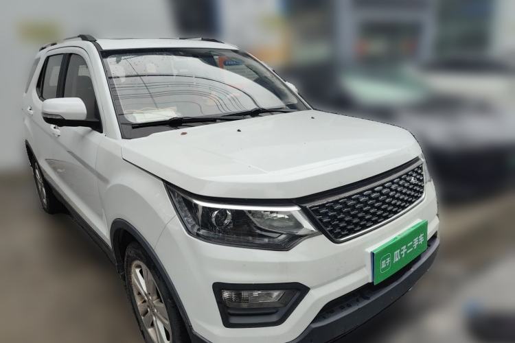 Used CHANGAN OSHAN CX70 2018 Revised Version 1.6L Manual Prestige Edition Front Right 45 Deg