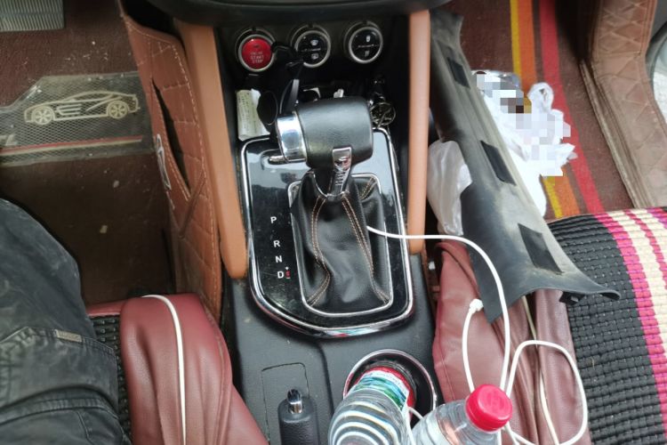 Used CHANGAN OSHAN CX70 2018 CX70T 1.5T Automatic Comfort Edition Gear Lever