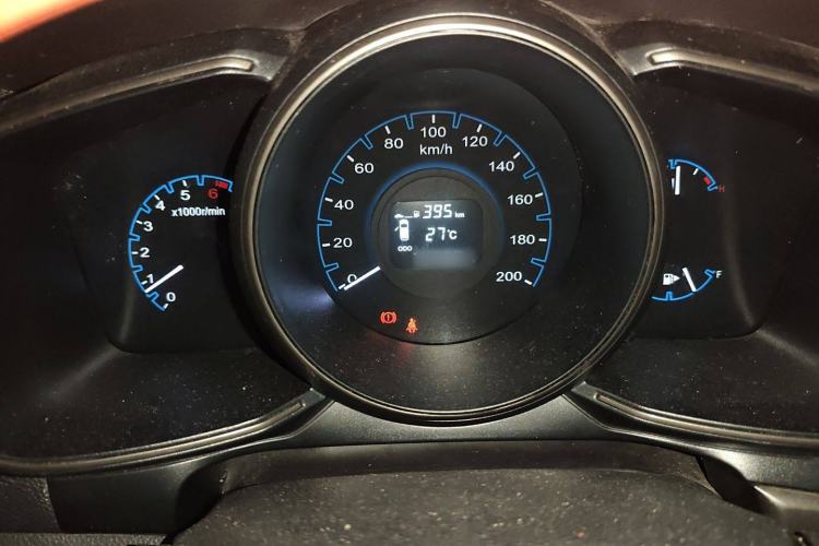 Used CHANGAN OSHAN CX70 2018 Revised Version 1.6L Manual Prestige Edition Instrument Cluster