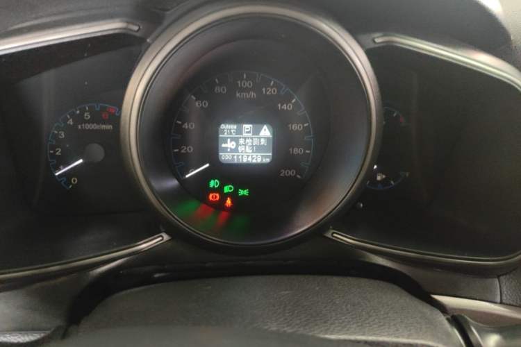 Used CHANGAN OSHAN CX70 2018 CX70T 1.5T Automatic Tianqing Edition Instrument Cluster